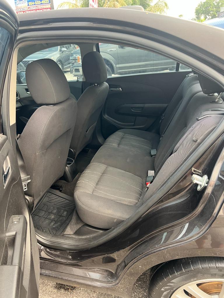 2015 Chevrolet Sonic - $5,999