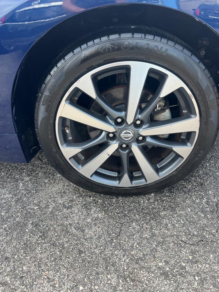 2016 Nissan Altima - $6,999