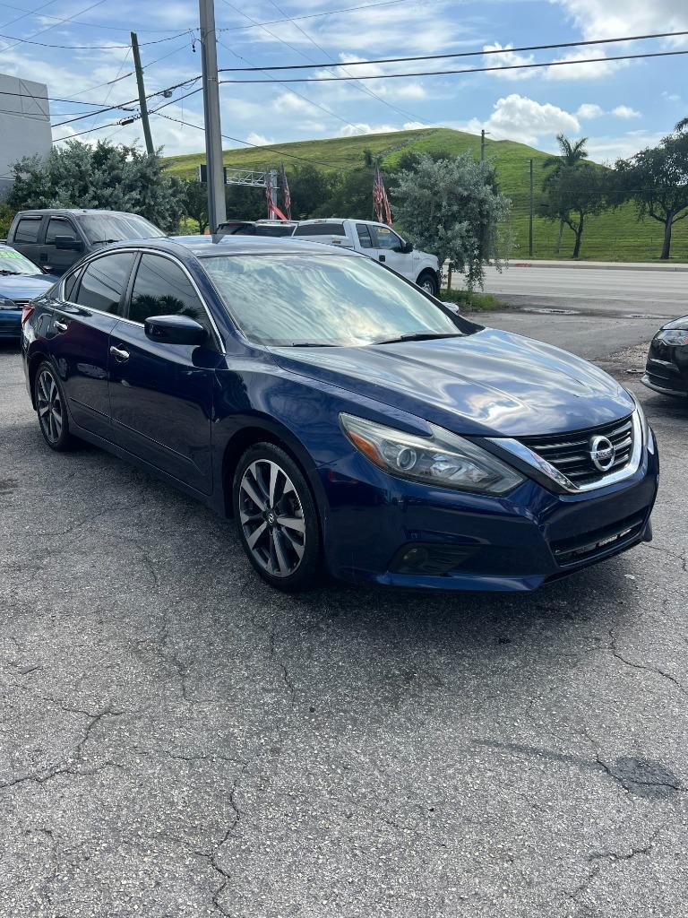 2016 Nissan Altima - $6,999