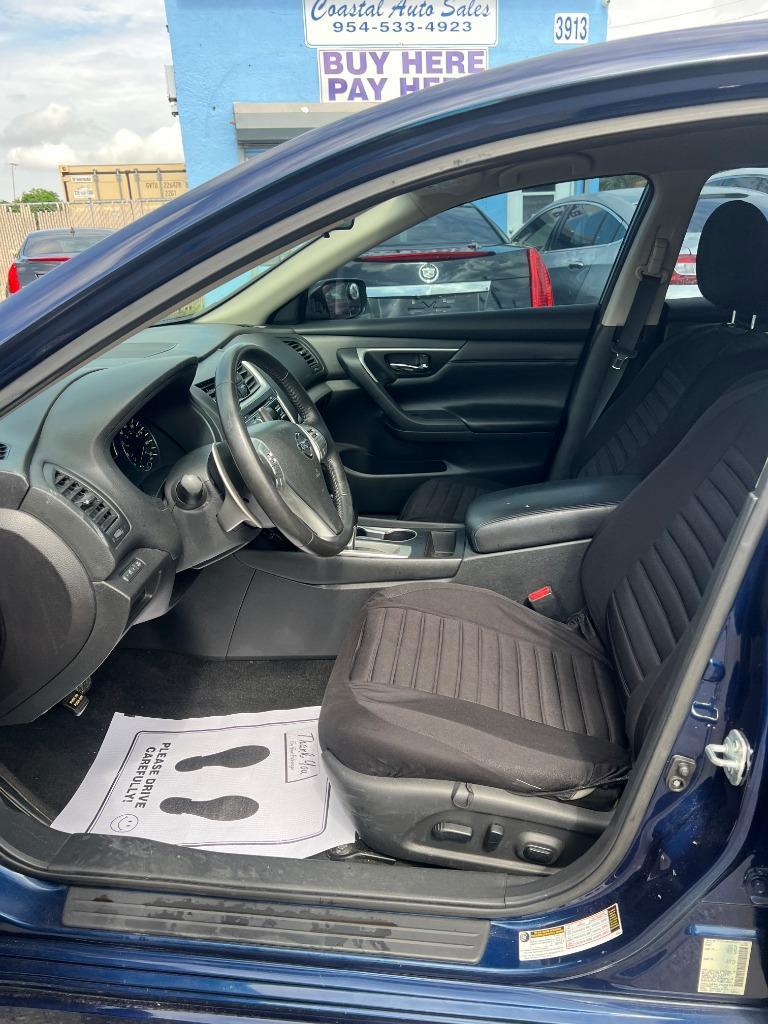 2016 Nissan Altima - $6,999