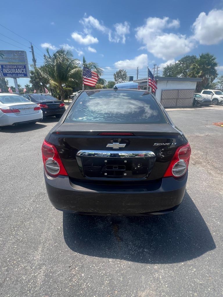 2015 Chevrolet Sonic - $5,999