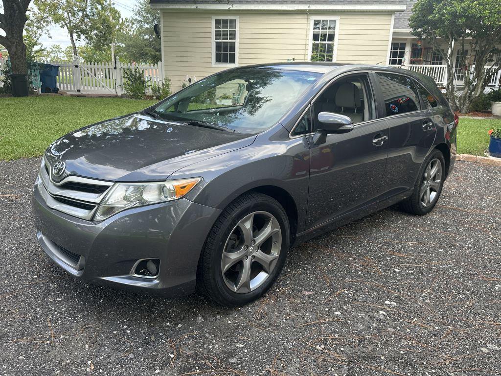 2013 Toyota Venza - $9,500