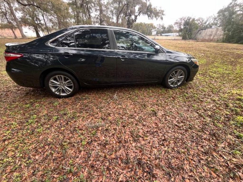 2015 Toyota Camry - $14,100