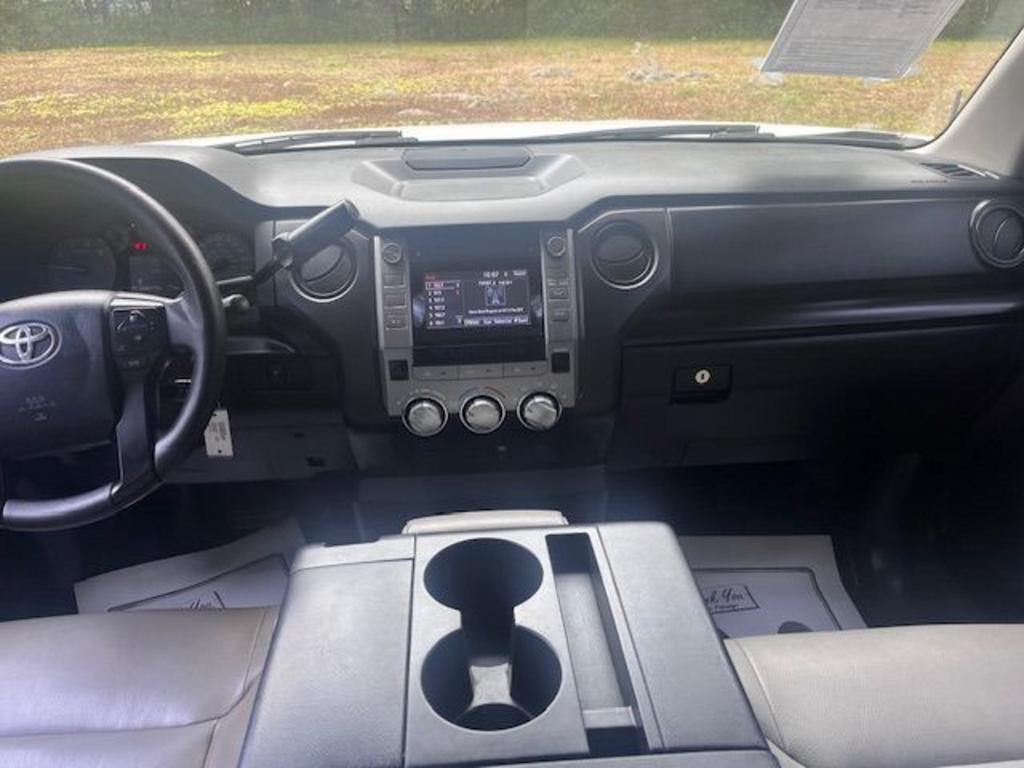 2016 Toyota Tundra - $17,000