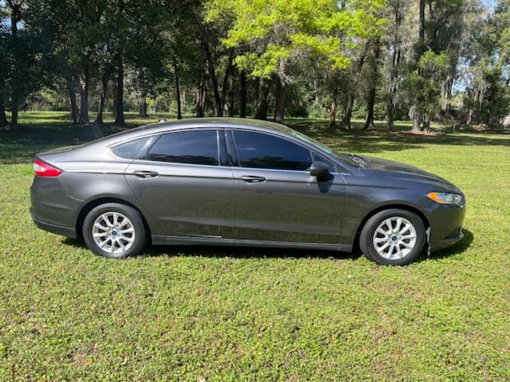 2016 Ford Fusion - $10,600