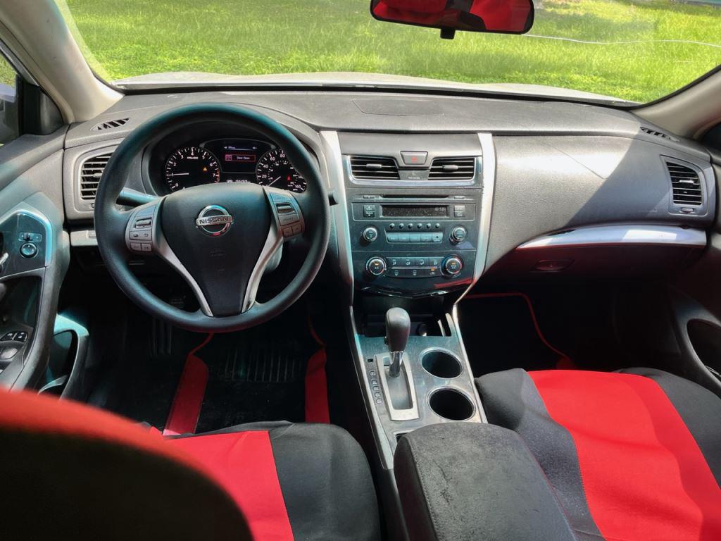 2013 Nissan Altima - $8,500