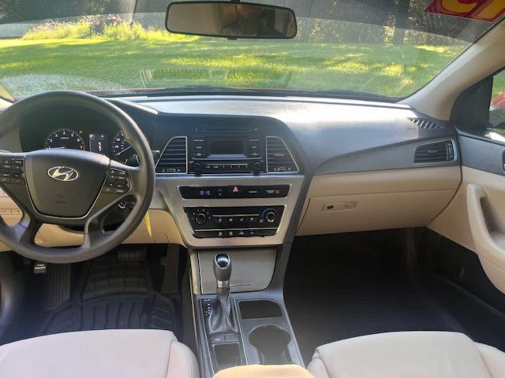 2015 Hyundai Sonata - $8,000