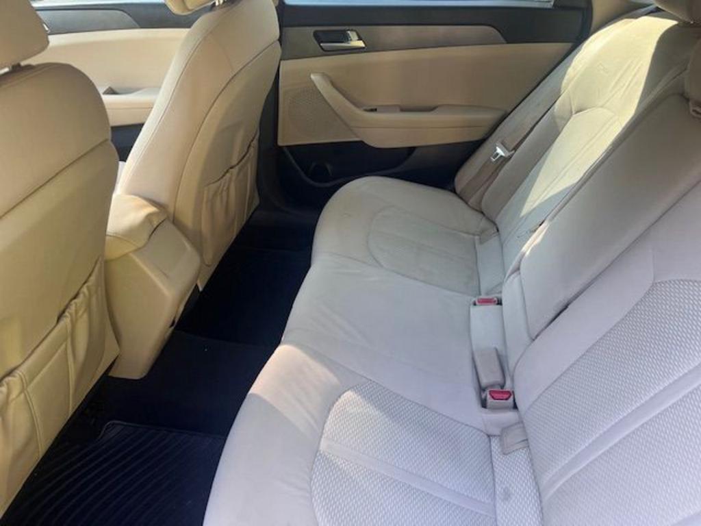 2015 Hyundai Sonata - $8,000