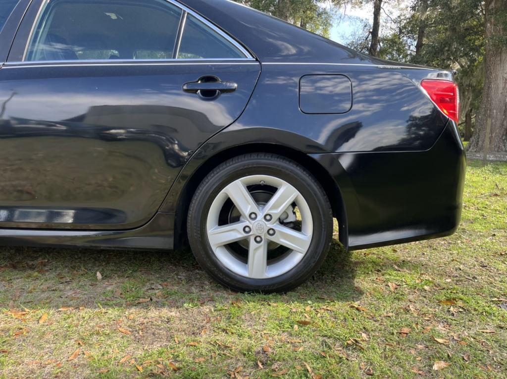 2014 Toyota Camry - $9,100