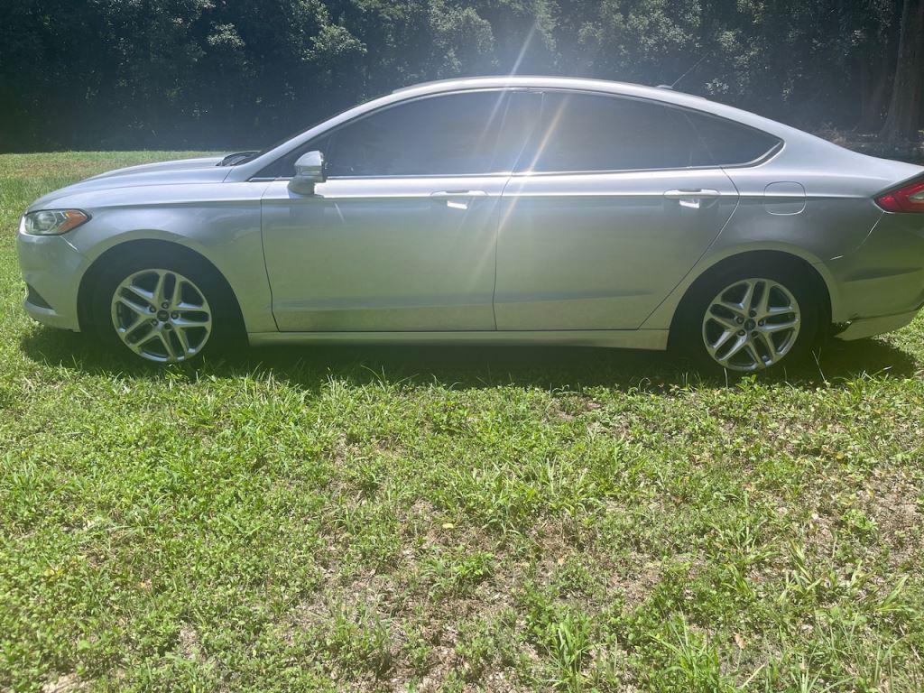 2013 Ford Fusion - $7,500
