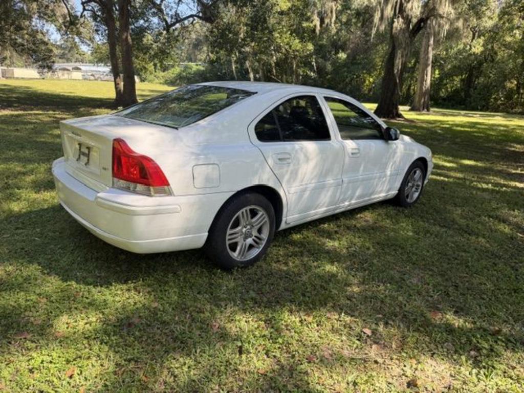 2008 Volvo S60 - $2,500