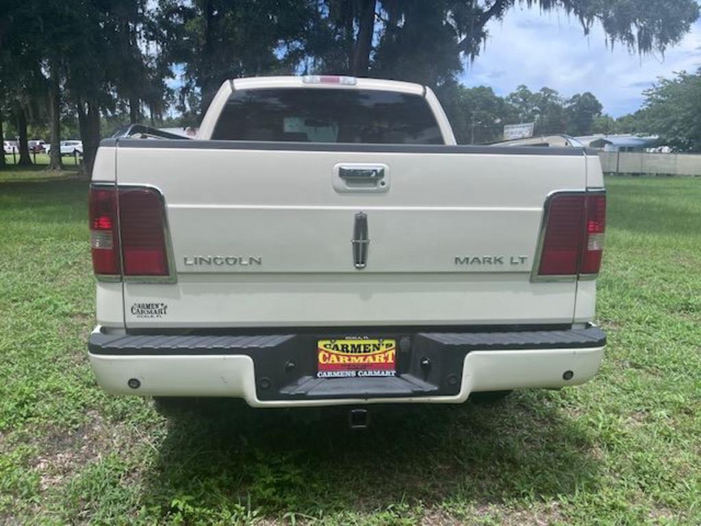 2007 Lincoln Mark LT photo