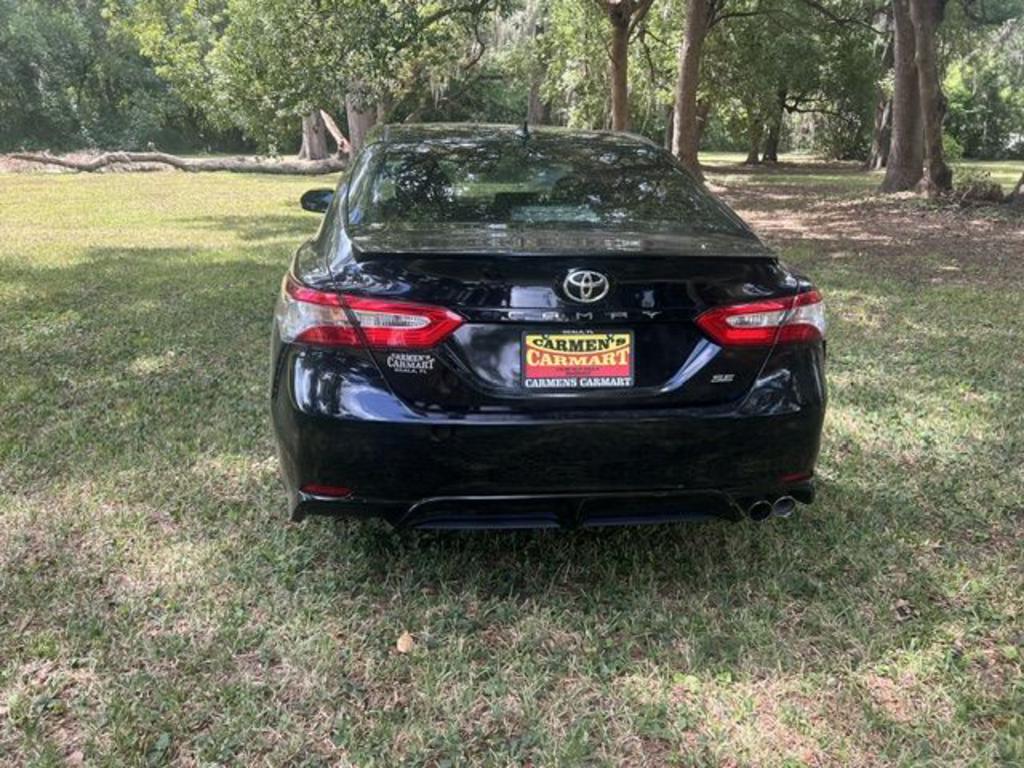 2019 Toyota Camry - $17,500
