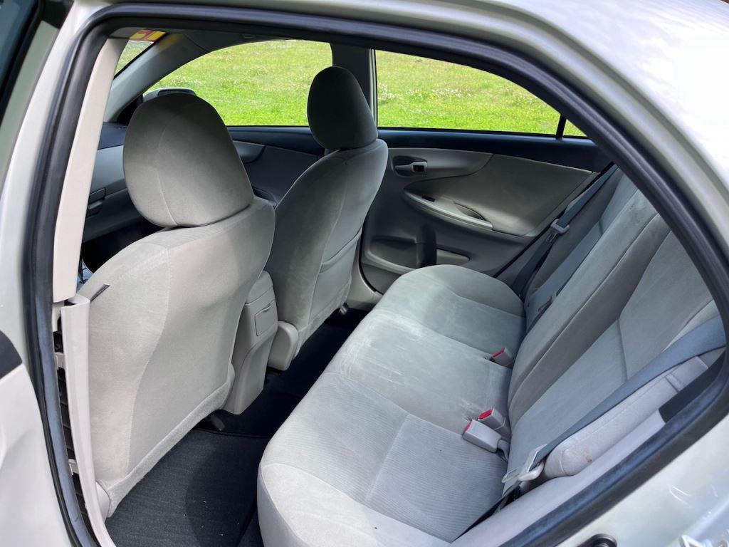 2013 Toyota Corolla L photo