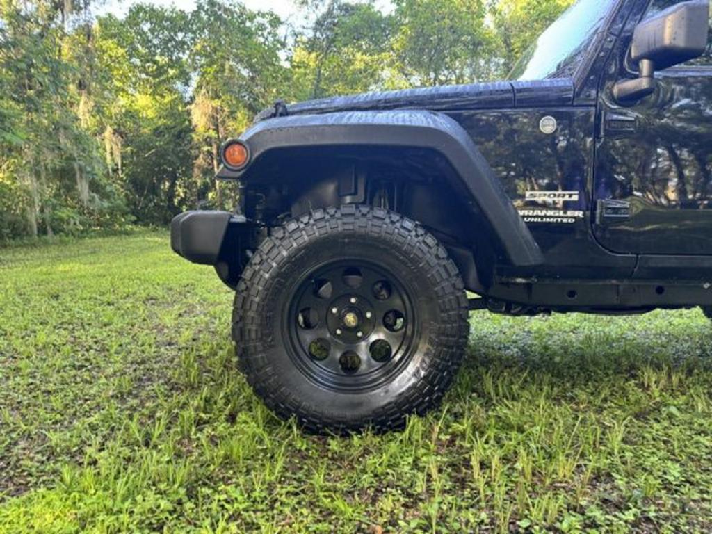 2017 Jeep Wrangler - $15,200