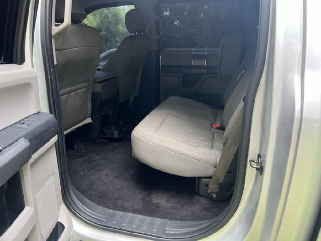 2015 Ford F-150 - $15,300
