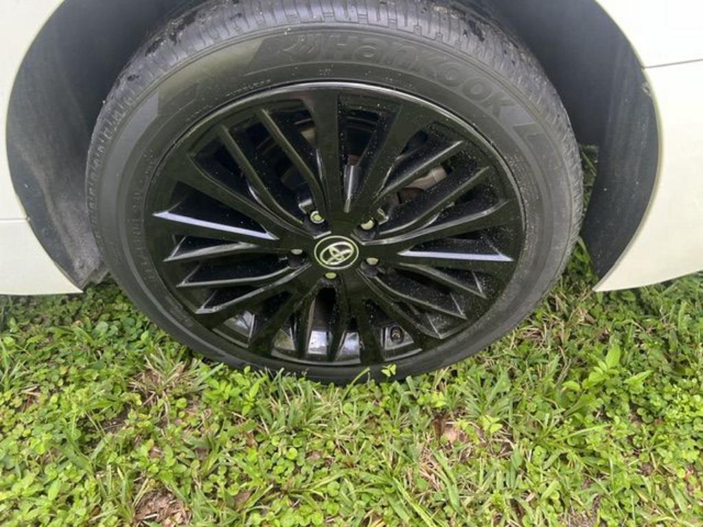 2018 Toyota Camry - $17,600