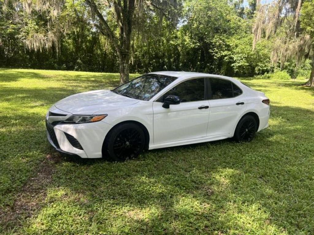 2018 Toyota Camry - $17,600