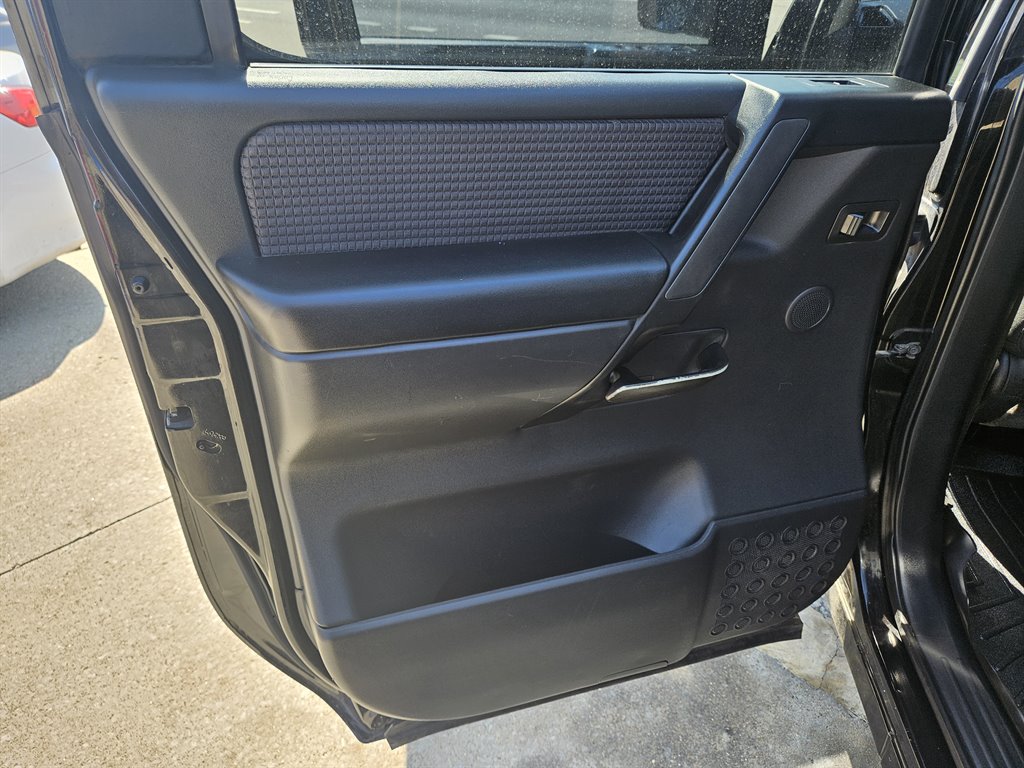2012 Nissan Titan S photo