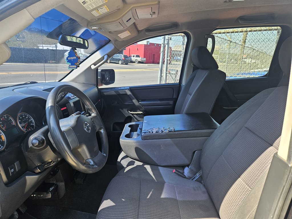 2012 Nissan Titan S photo