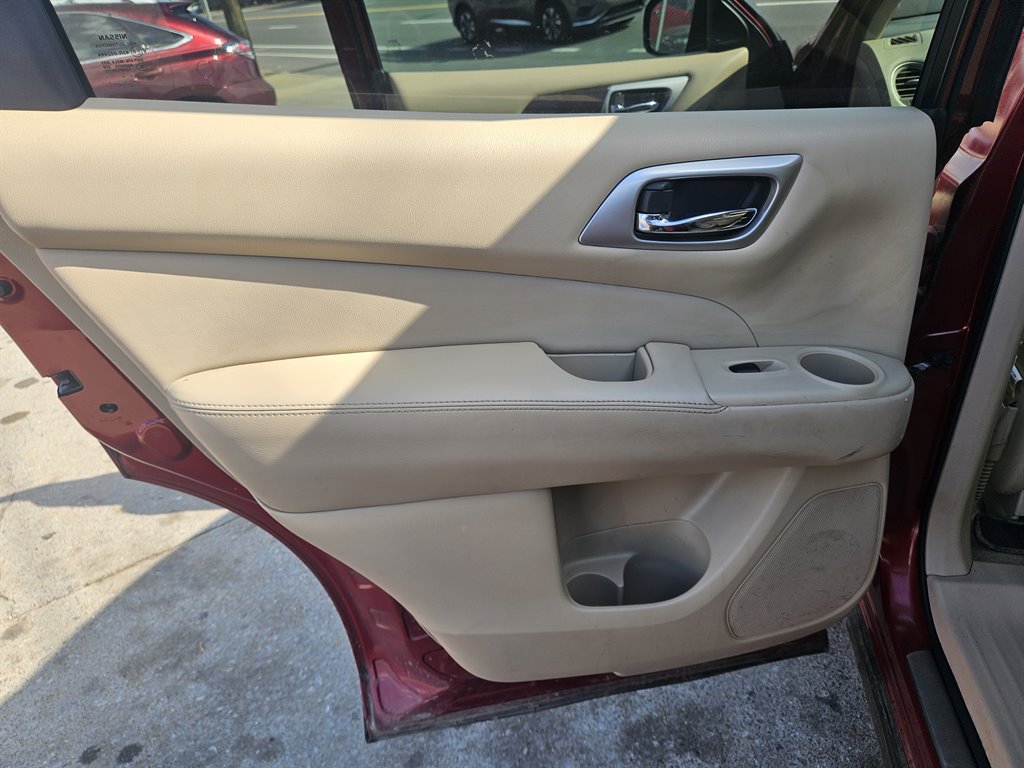 2014 Nissan Pathfinder