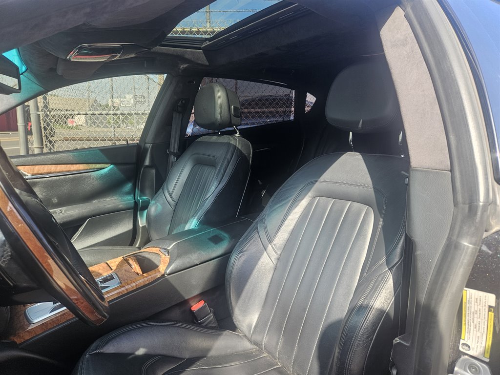 2014 Maserati Quattroporte - $13,000