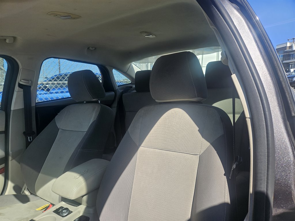 2014 Ford Focus - $7,950
