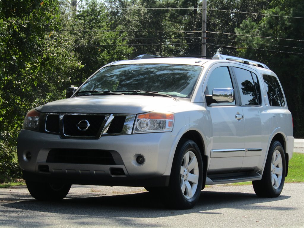 2011 Nissan Armada SV photo