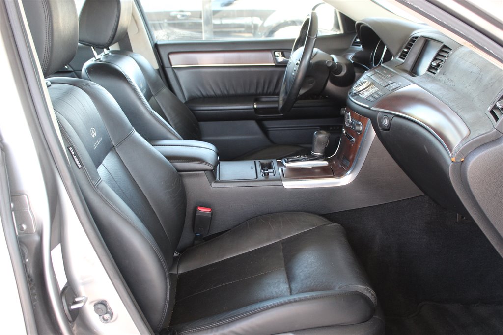2008 Infiniti M35 photo
