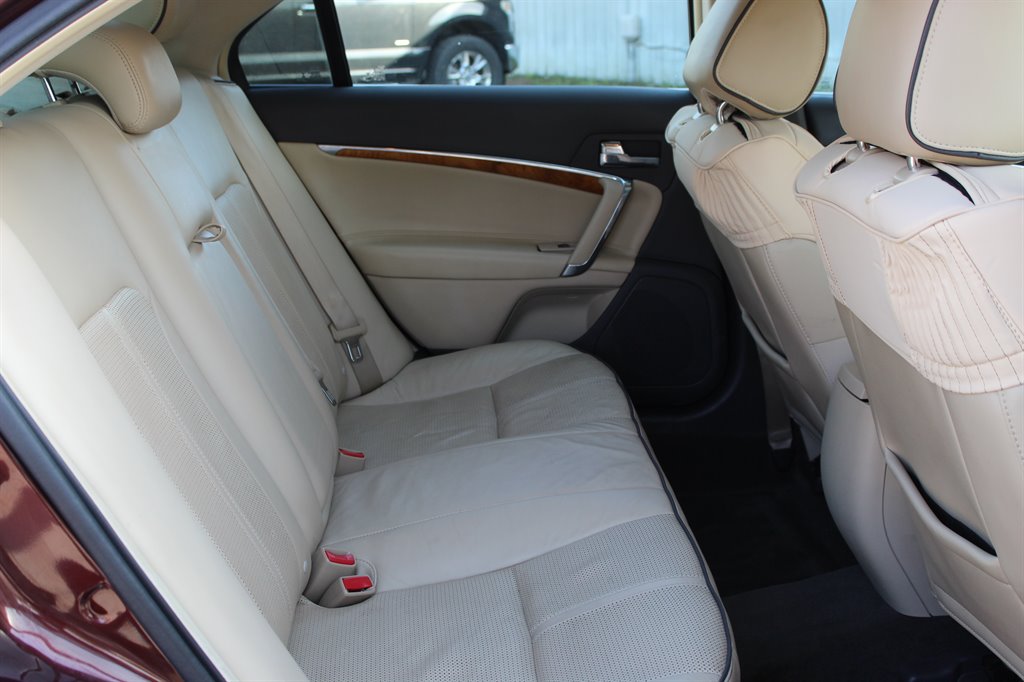 2012 Lincoln MKZ photo