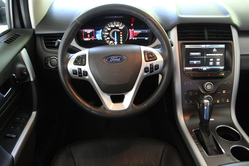 2014 Ford Edge SEL photo