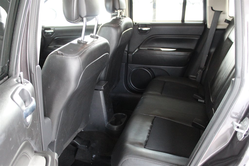 2015 Jeep Compass Latitude photo