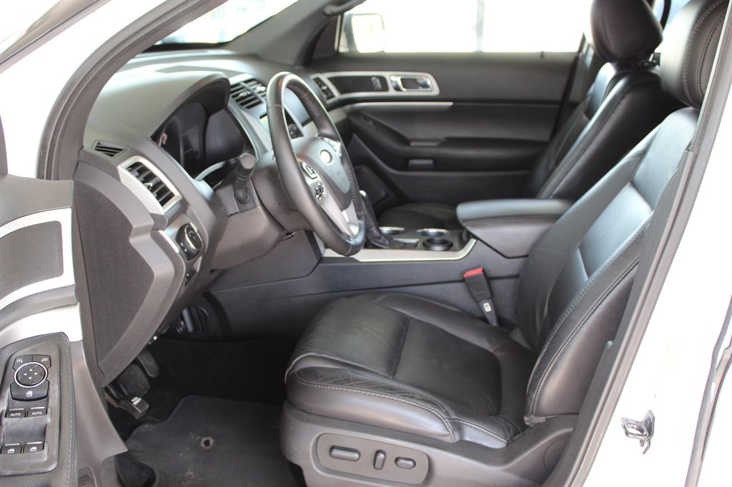 2013 Ford Explorer XLT photo