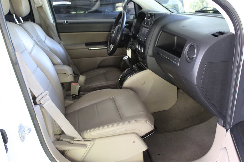 2011 Jeep Compass Limited photo