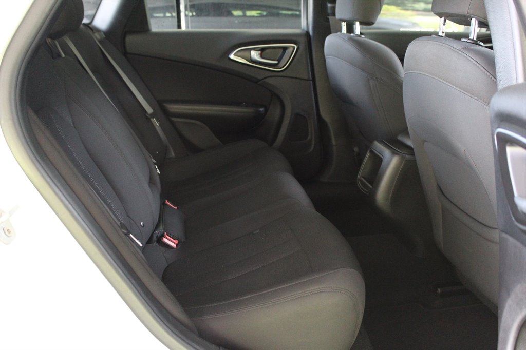 2017 Chrysler 200 - $9,800