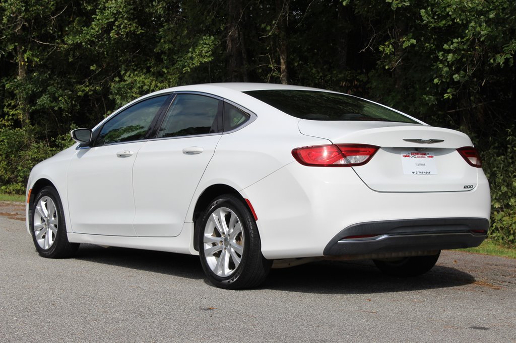 2017 Chrysler 200 - $9,800