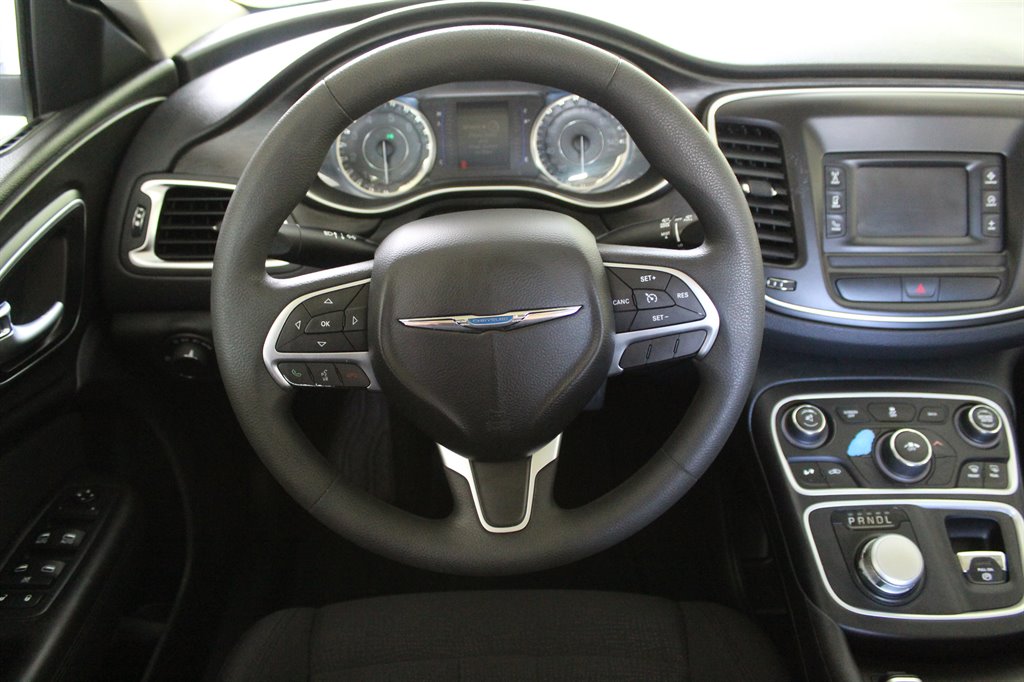 2017 Chrysler 200 - $9,800