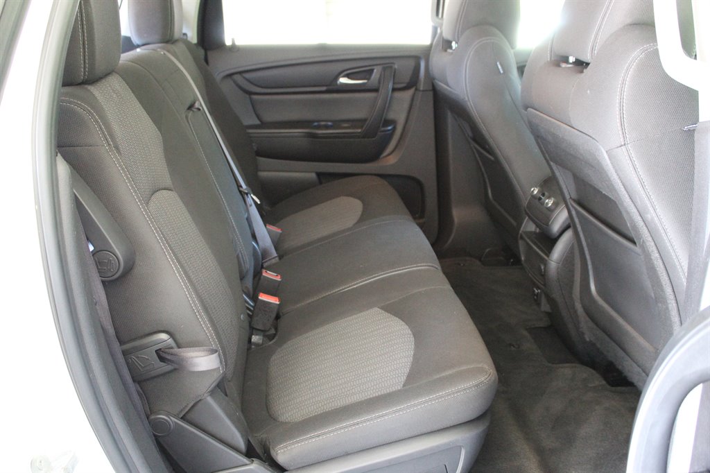 2015 Chevrolet Traverse - $7,450