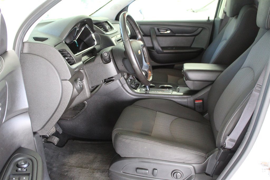 2015 Chevrolet Traverse - $7,450