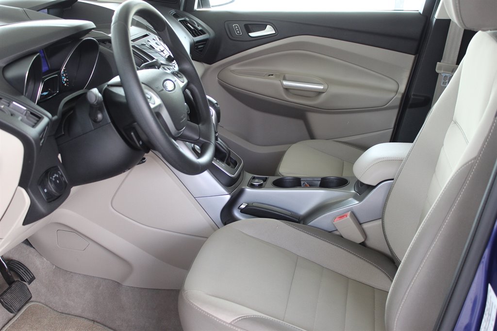 2013 Ford Escape - $7,900