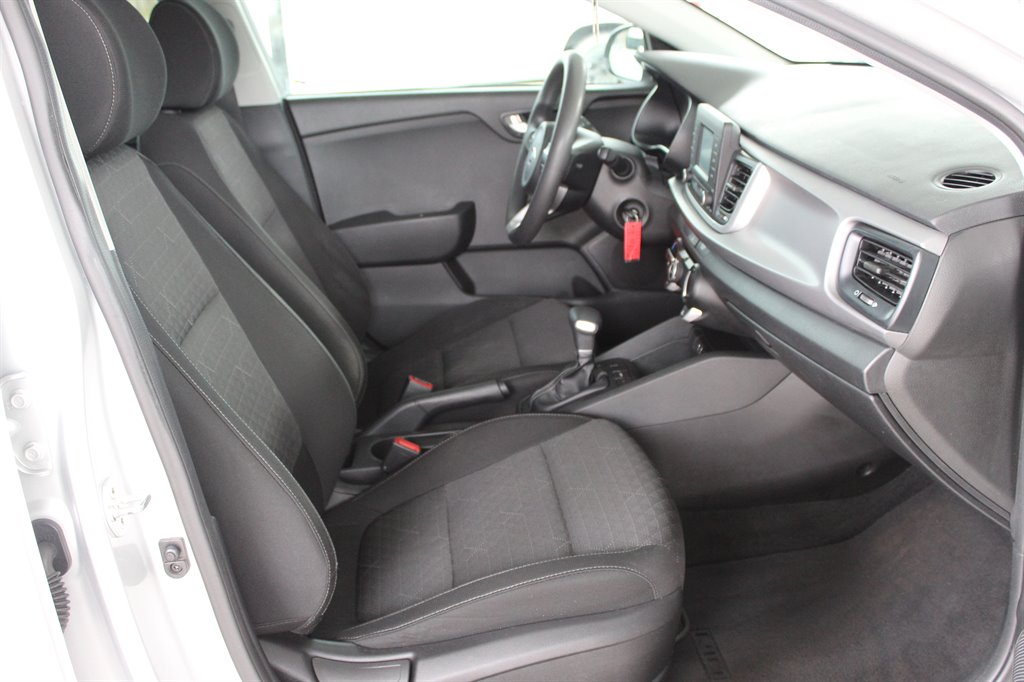 2018 Kia Rio - $7,400