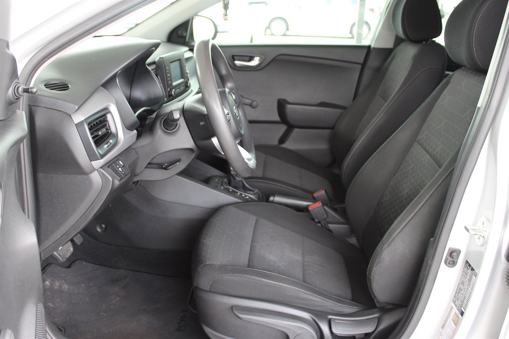 2018 Kia Rio - $7,400