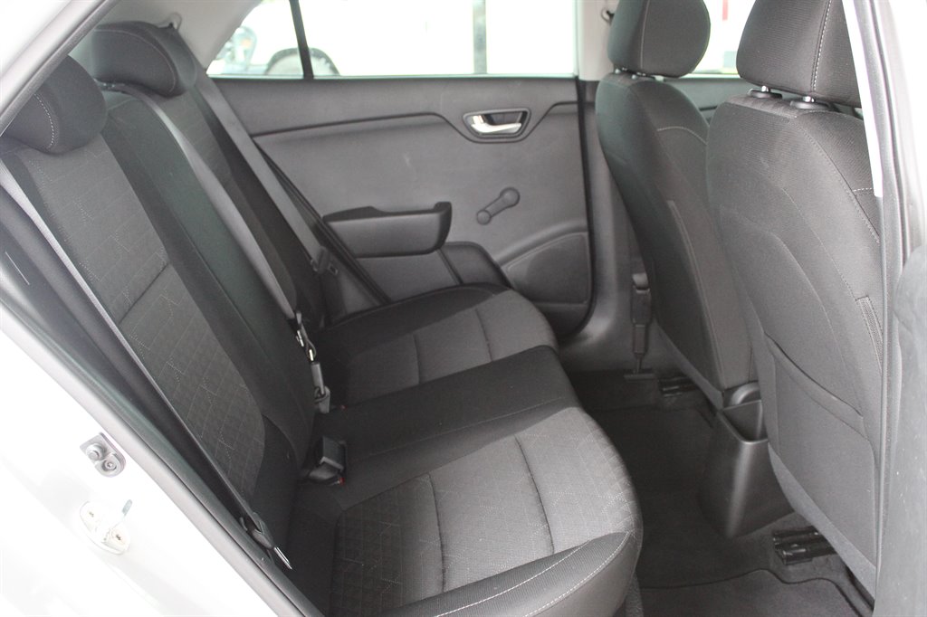 2018 Kia Rio - $7,400