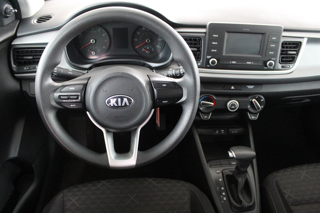 2018 Kia Rio - $7,400
