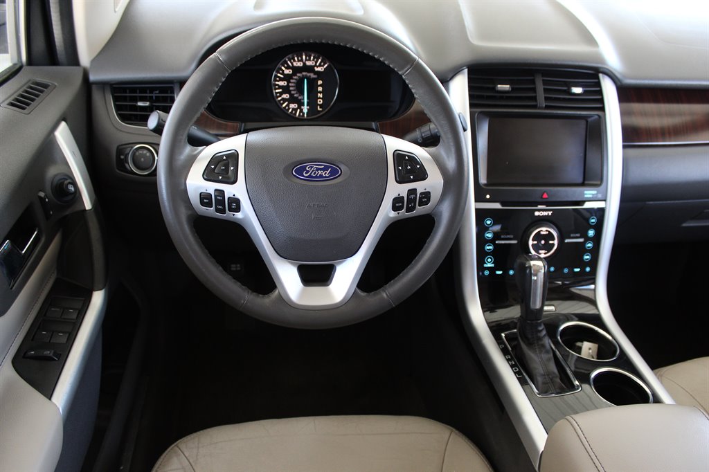 2013 Ford Edge - $8,400