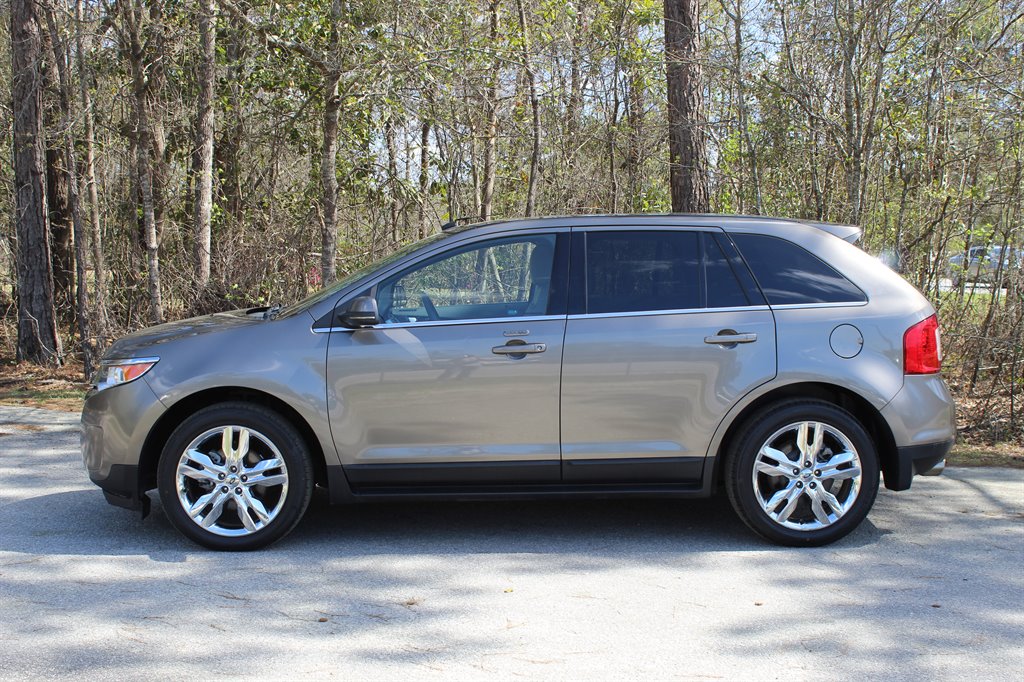 2013 Ford Edge - $8,400
