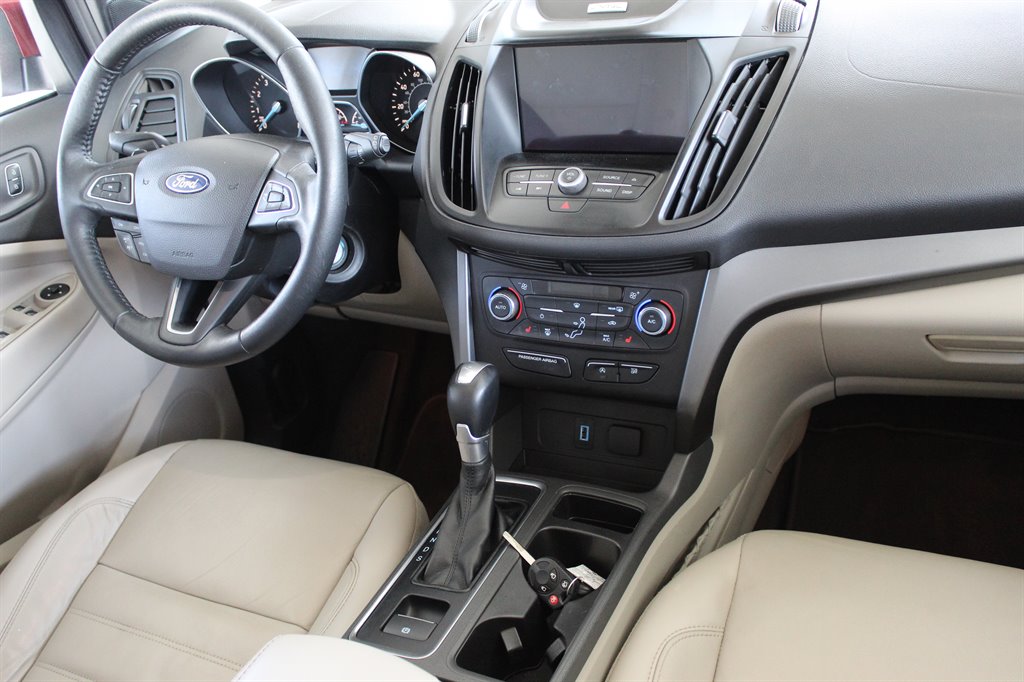 2017 Ford Escape - $8,750