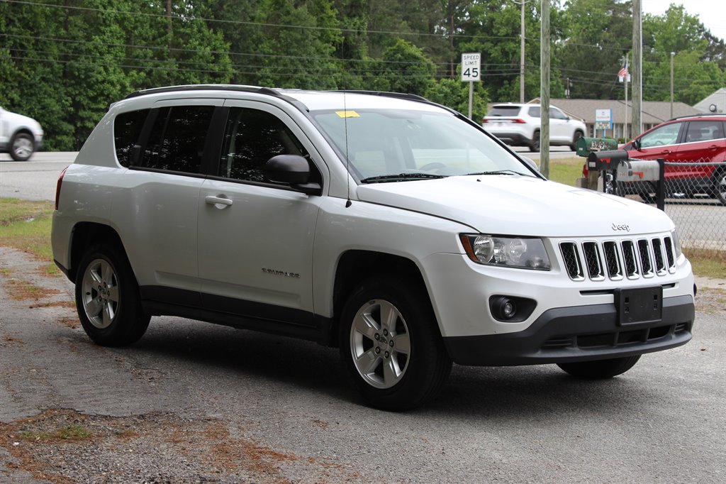 2015 Jeep Compass - $6,900