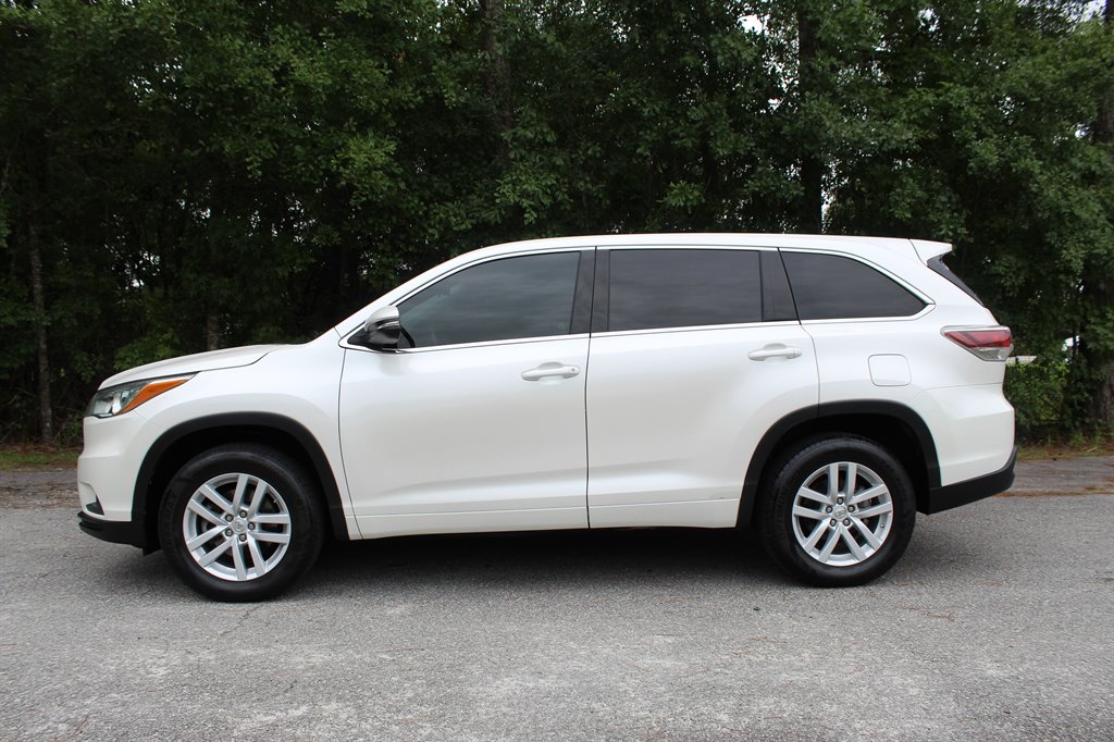 2015 Toyota Highlander - $14,900