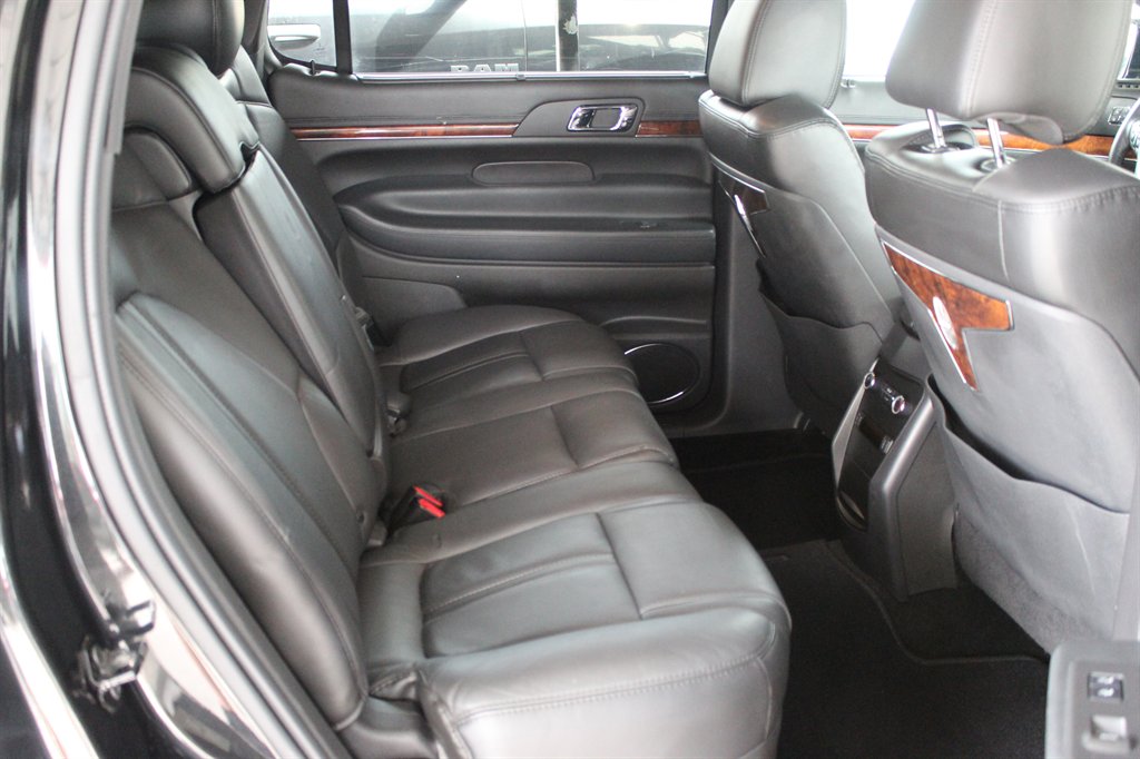 2014 Lincoln MKT - $8,800